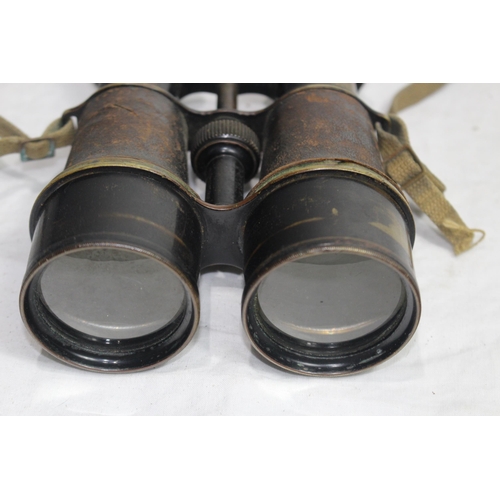 731 - WWI BINOCULARS