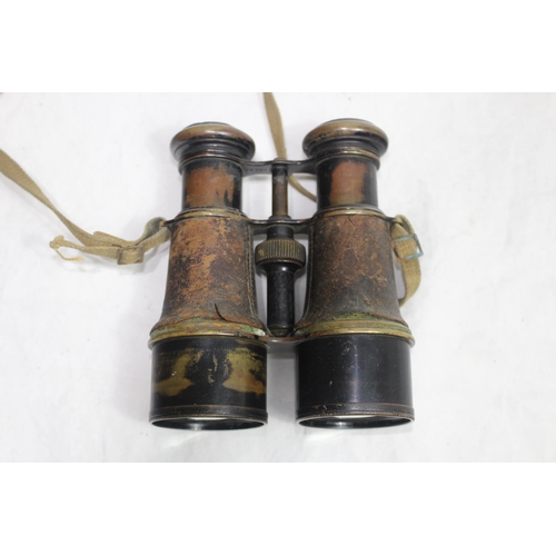 731 - WWI BINOCULARS