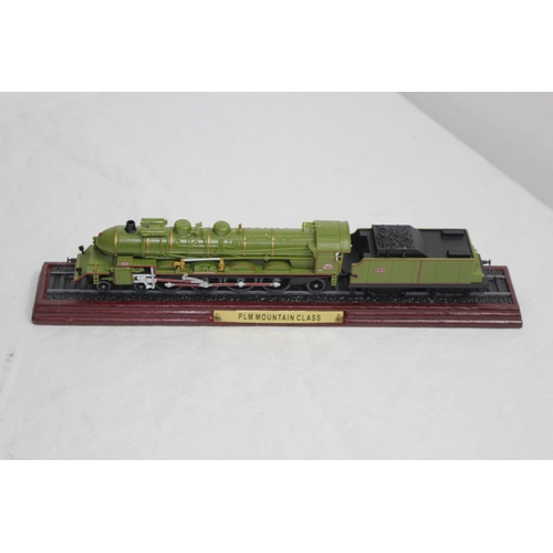 570 - 11 x ATLAS EDITIONS TRAIN MODELS