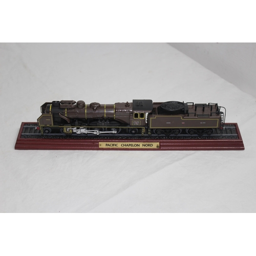 571 - 11 x ATLAS EDITIONS TRAIN MODELS