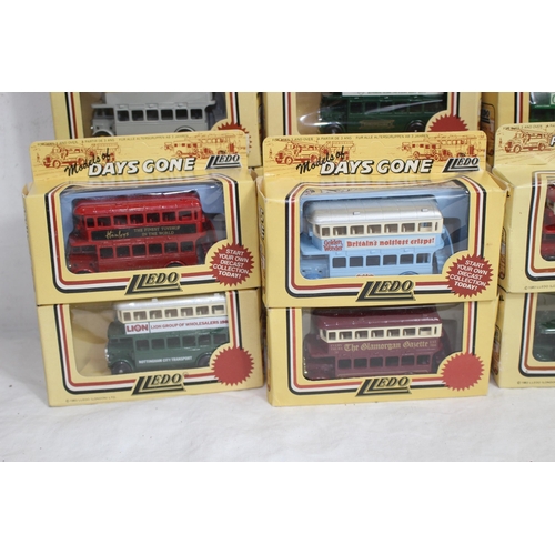 576 - LARGE QUANTITY OF VINTAGE BOXED MODEL VEHICLES ETC