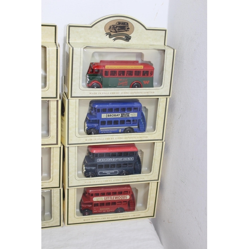 577 - LARGE QUANTITY OF VINTAGE BOXED MODEL VEHICLES ETC