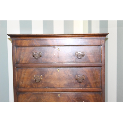 39 - VINTAGE CHEST ON CHEST IN TWOSECTIONS (MQ)
61 X 40 X 153CM