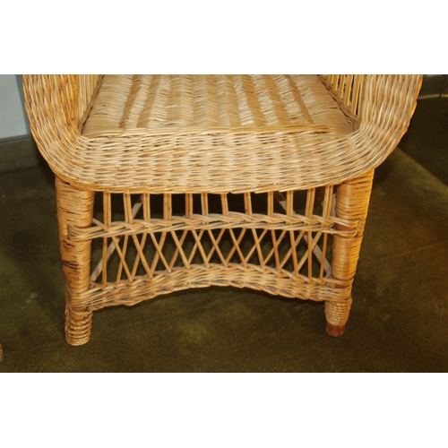 41 - 3 X VINTAGE WICKER ARMCHAIRS (MQ)
67 X 60 X 77CM