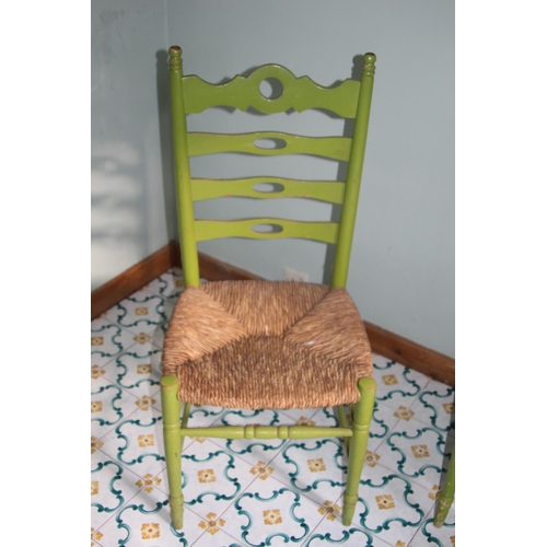 49 - SET OF 6 VINTAGE PAINTED LADDER BACK WICKER SEAT CHAIRS (MQ)
43 X 42 X 100CM