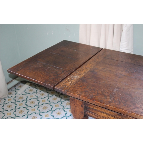 50 - ANTIQUE DRAWLEAF OAK TABLE (MQ)
221 X 77 X 77CM