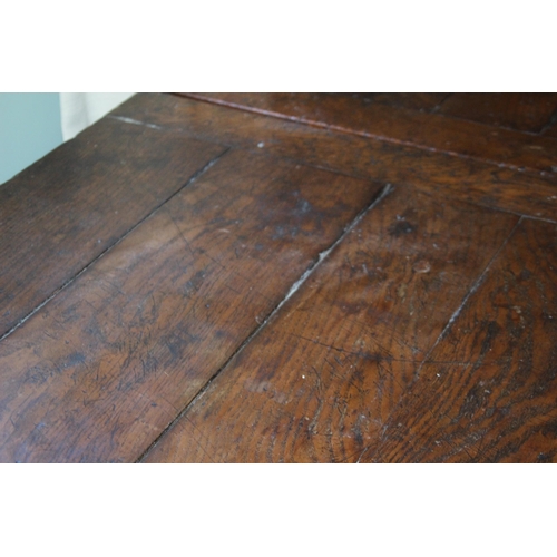 50 - ANTIQUE DRAWLEAF OAK TABLE (MQ)
221 X 77 X 77CM