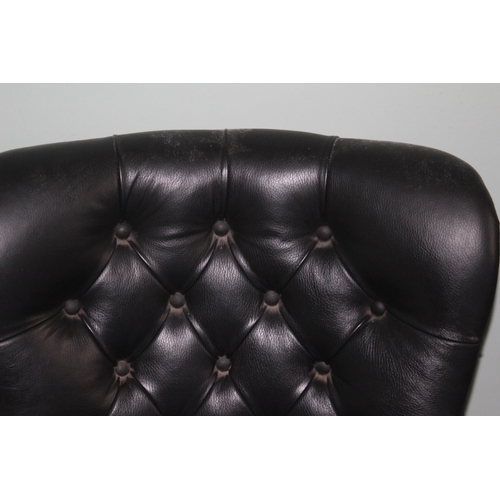 52 - PAIR OF LEATHER CLUB CHAIRS (MQ)
56 X 62 X 85CM