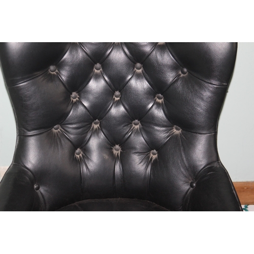 52 - PAIR OF LEATHER CLUB CHAIRS (MQ)
56 X 62 X 85CM