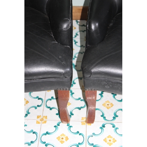 52 - PAIR OF LEATHER CLUB CHAIRS (MQ)
56 X 62 X 85CM