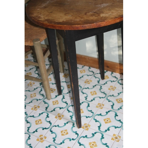 54 - VINTAGE PINE SIDE TABLE AND TWO CHAIRS (MQ)
61 X 72CM