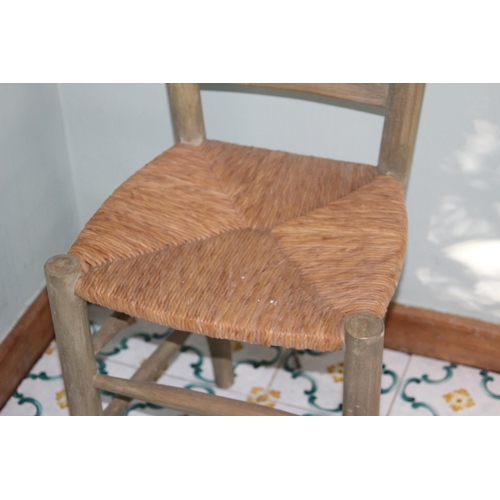 54 - VINTAGE PINE SIDE TABLE AND TWO CHAIRS (MQ)
61 X 72CM