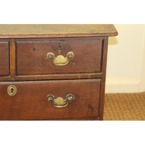 55 - GEORGIAN 2/2 CHEST OF DRAWERS (MQ)
74 X 46.5 X 71CM