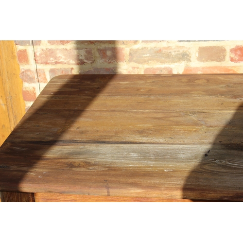 58 - LARGE RUSTIC PINE  TABLE (MQ)
313 X 76 X 76CM