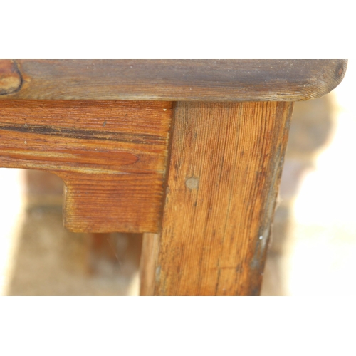 58 - LARGE RUSTIC PINE  TABLE (MQ)
313 X 76 X 76CM