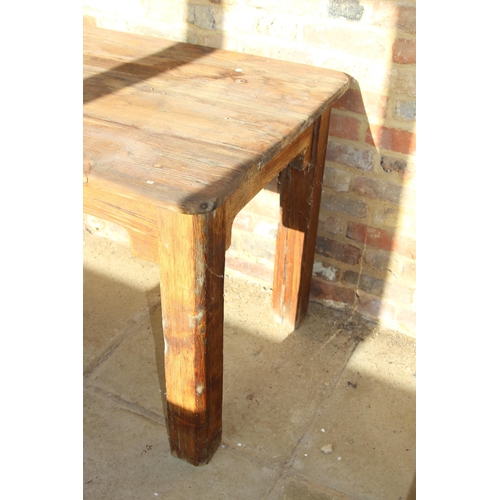 58 - LARGE RUSTIC PINE  TABLE (MQ)
313 X 76 X 76CM