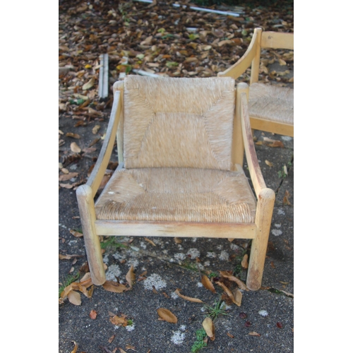 60 - SET OF SIX WICKER CHAIRS (MQ)
62 X 68 X 67CM