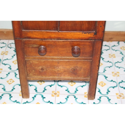 69 - ANTIQUE COMMODE CHEST (MQ)
45 X 51 X 80CM