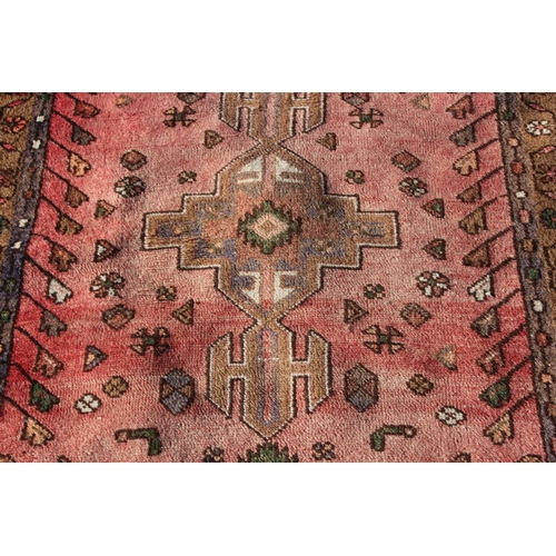 227 - EASTERN RUG
144 X 96CM