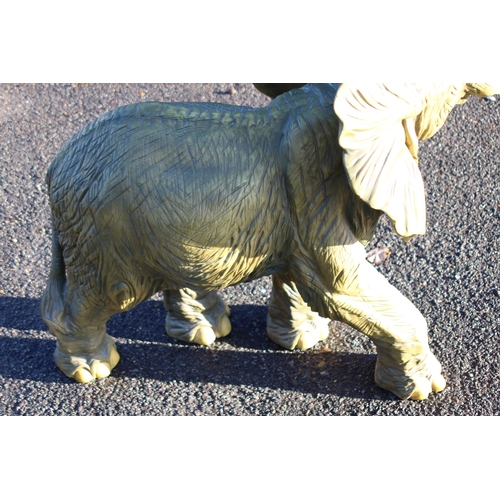 252 - LARGE RESIN ELEPHANT FIGURE
117 X 86CM