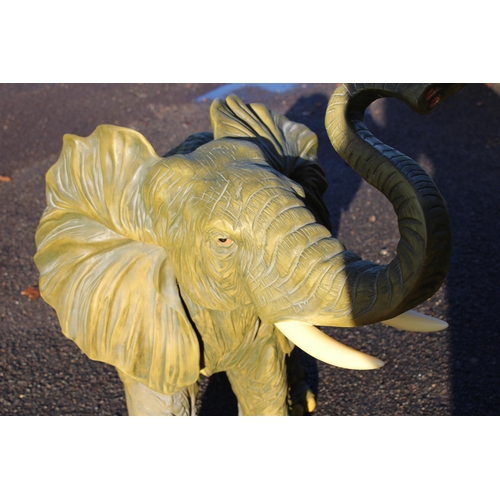 252 - LARGE RESIN ELEPHANT FIGURE
117 X 86CM