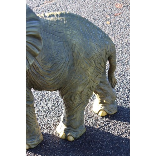 252 - LARGE RESIN ELEPHANT FIGURE
117 X 86CM