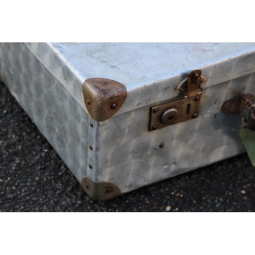 393 - VINTAGE FLIGHT CASE
60 X 37 X 20CM