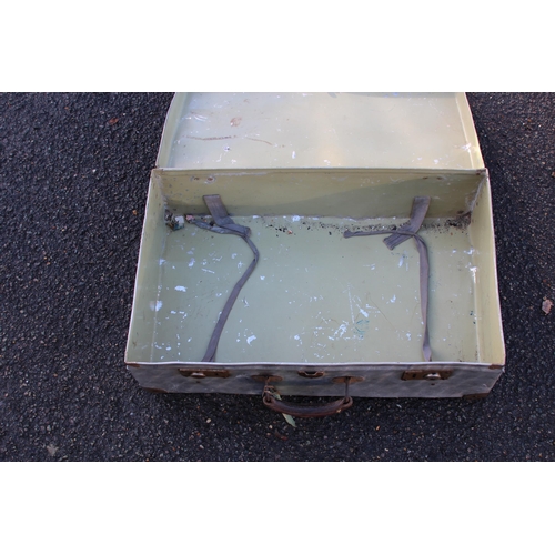 393 - VINTAGE FLIGHT CASE
60 X 37 X 20CM