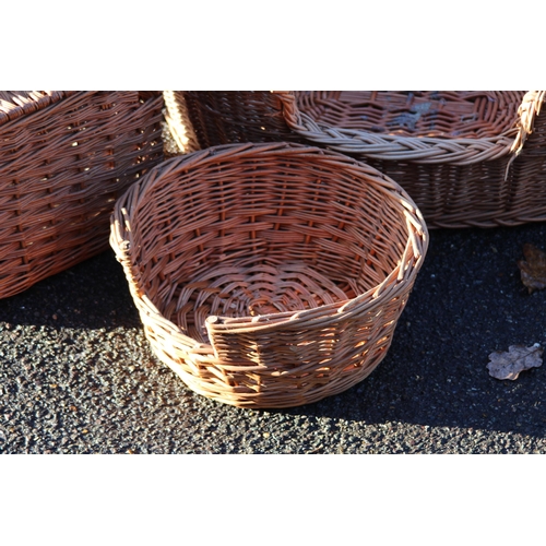 428 - QUANTITY OF WICKER x4
80 X 23CM