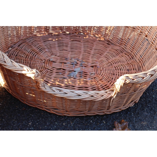 428 - QUANTITY OF WICKER x4
80 X 23CM