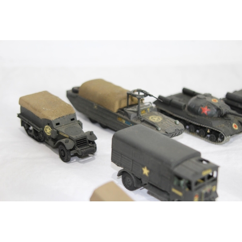 586 - QUANTITY OF MILITARY VEHICLE MODELS