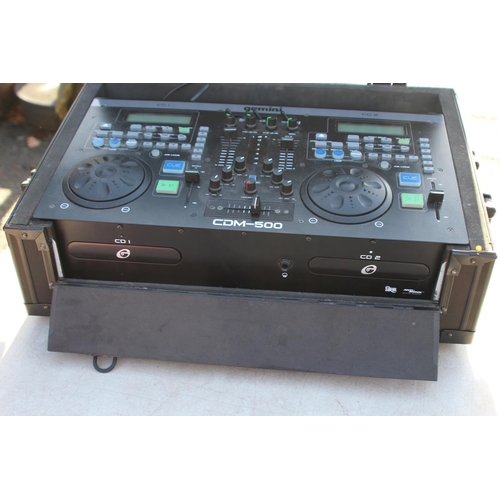 625 - GEMINI MIXER DECK CDM - 500