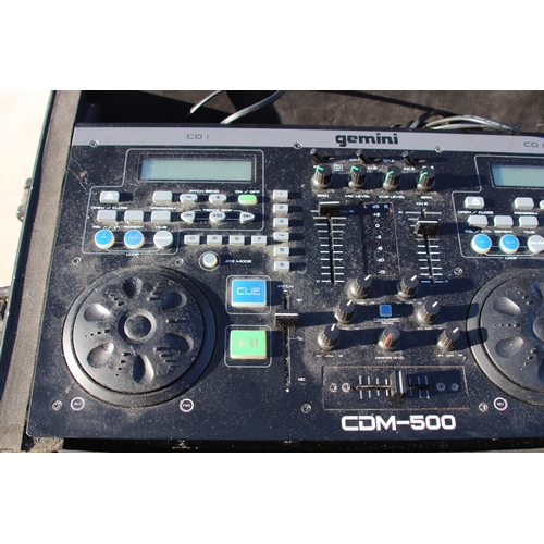 625 - GEMINI MIXER DECK CDM - 500