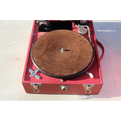 626 - VINTAGE PORTABLE RECORD PLAYER