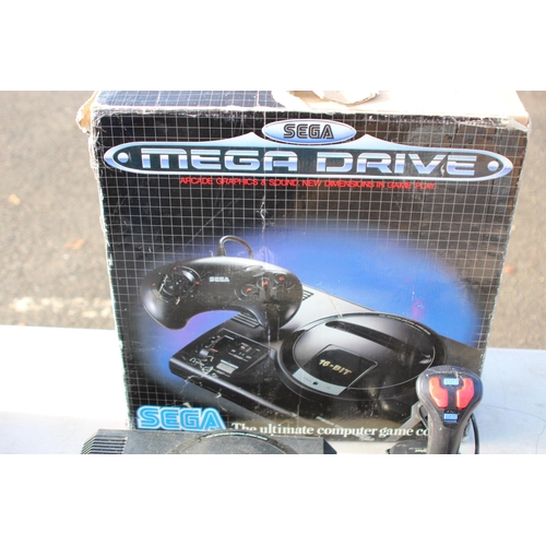 627 - RETRO SEGA MEGA DRIVE INCLUDING THREE GAMES