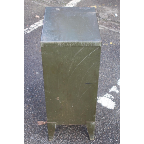 125 - BISLEY FILING CABINET 
30 X 29 X 74CM