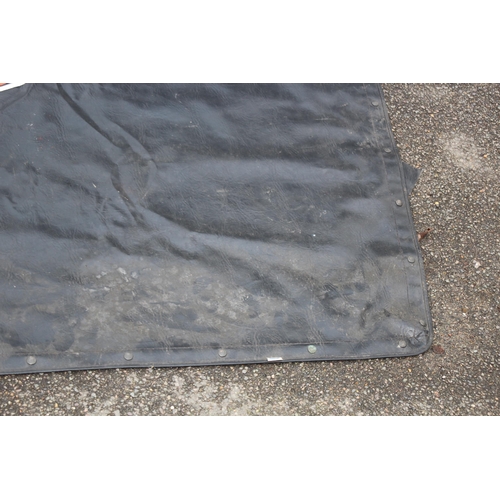 380 - HARLEY DAVIDSON FORD F150 TRUCK BED COVER
170 X 160CM