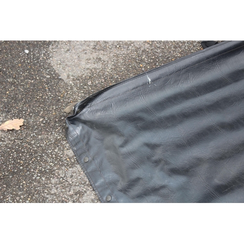 380 - HARLEY DAVIDSON FORD F150 TRUCK BED COVER
170 X 160CM