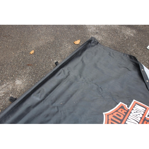 380 - HARLEY DAVIDSON FORD F150 TRUCK BED COVER
170 X 160CM