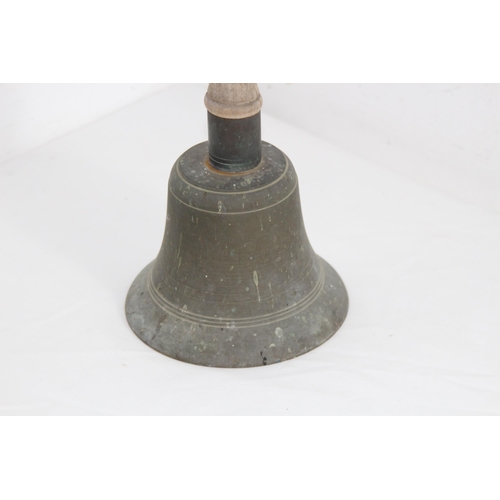 397 - VINTAGE SCHOOL BELL (MQ)
26CM