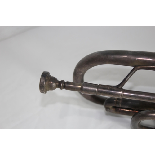 399 - VINTAGE CHINESE THE LARK TRUMPET (MQ)