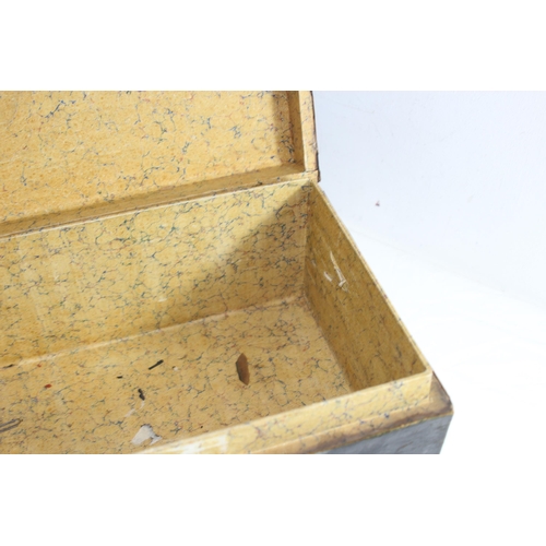 403 - 2 X ANTIQUE BOXES (MQ)
38 X 26 X 18CM