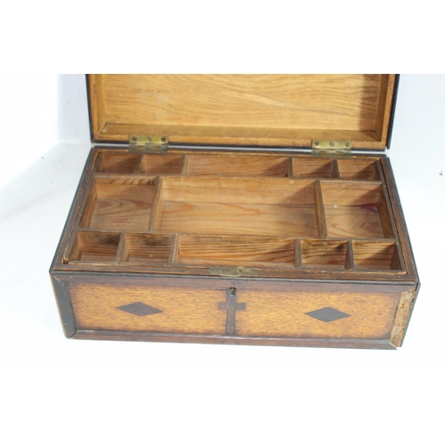 419 - VINTAGE OAK INLAID BOX
39 X 23.5 X 17CM