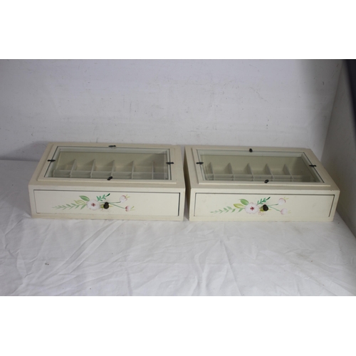 454 - 2 X TABLE TOP DISPLAY CABINETS WITH DRAWERS 
38 X 25 X 10CM