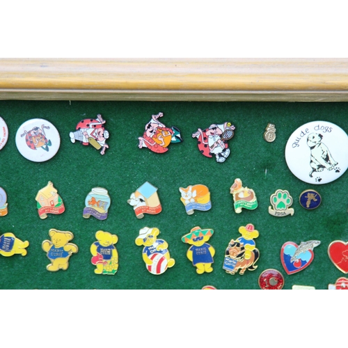 828 - LARGE QUANTITY OF VINTAGE AND MODERN PIN BADGES