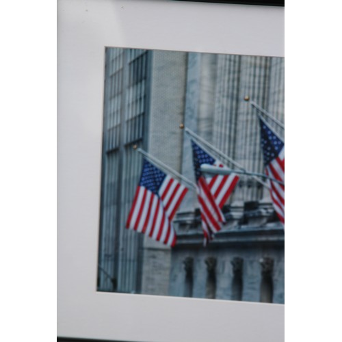 162 - PICTURE OF WALL STREET 
63 X 47CM