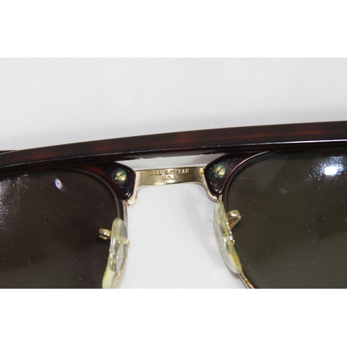 824 - ORIGINAL USA RAYBAN WAYFARER