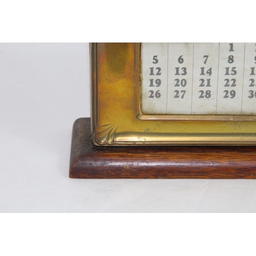 829 - VINTAGE PERPETUAL CALENDAR
21 X 15CM