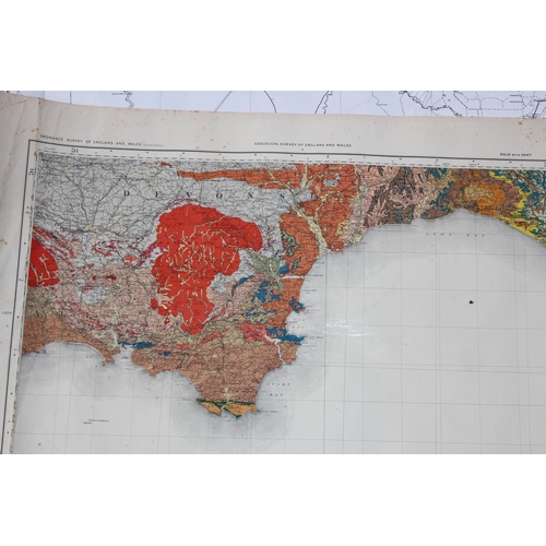 378 - QUANTITY OF VINTAGE MAPS