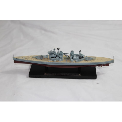 421 - QUANTITY OF MODEL SHIPS x5